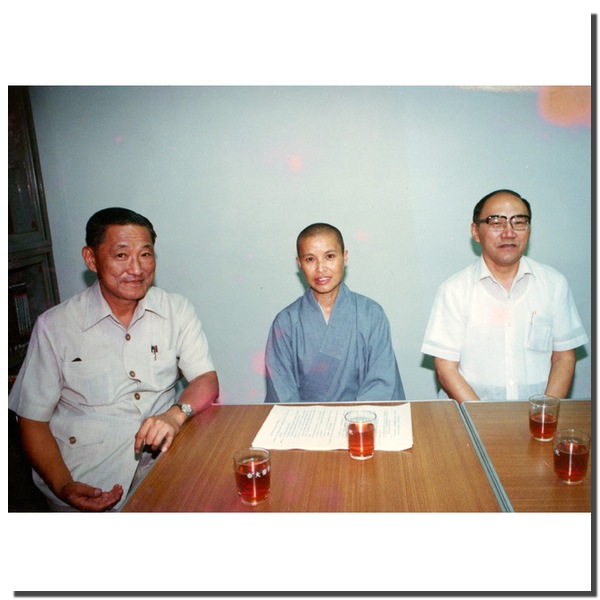 禮聘前台大醫院副院長杜詩棉教授為院長，曾文賓教授為副院長