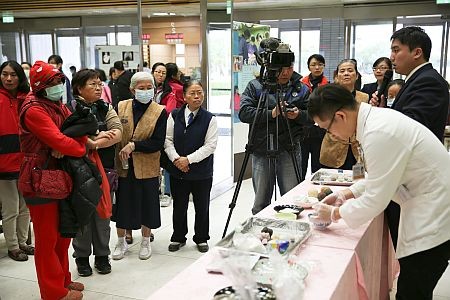 冬至食在心安　《五彩水晶茶湯圓》